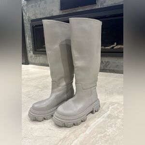 GIA X PERNILLE TEISBAEK chunky Grey Boots sz37